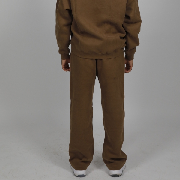 3 pants - الصورة 1